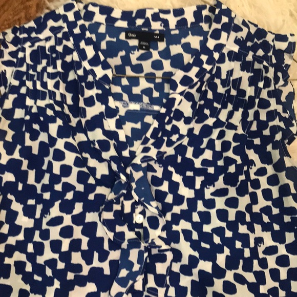 Gap top - Picture 2 of 2